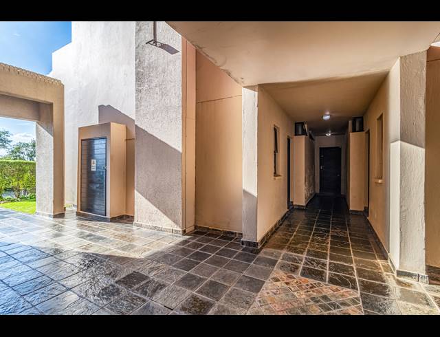2 BEDROOM APARTMENT FOR SALE IN JACKAL CREEK GOLF ESTATE